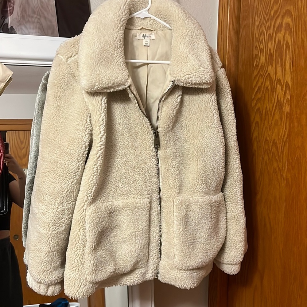 Macy’s Sherpa jacket XL